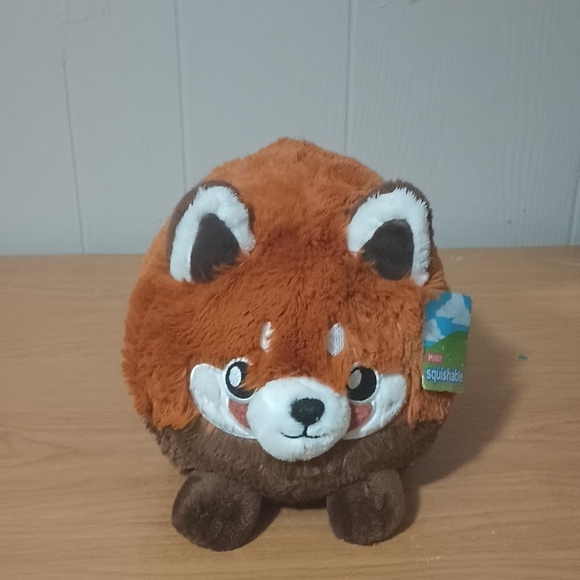 Red Panda Squishable NWT - Picture 1 of 6
